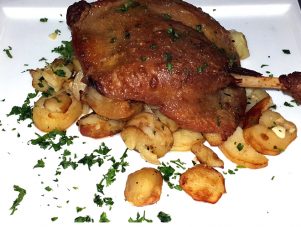 Restaurant Soissons La Bourse Aux Grains : Cuisse de canard confite