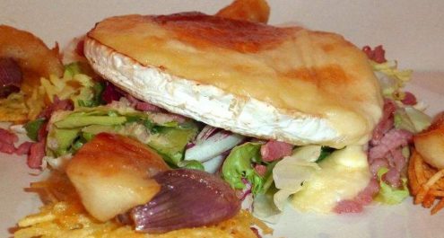 Restaurant Soissons La Bourse Aux Grains : Salade camembert roti